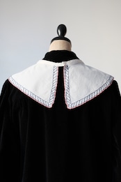 Stitched trim collar