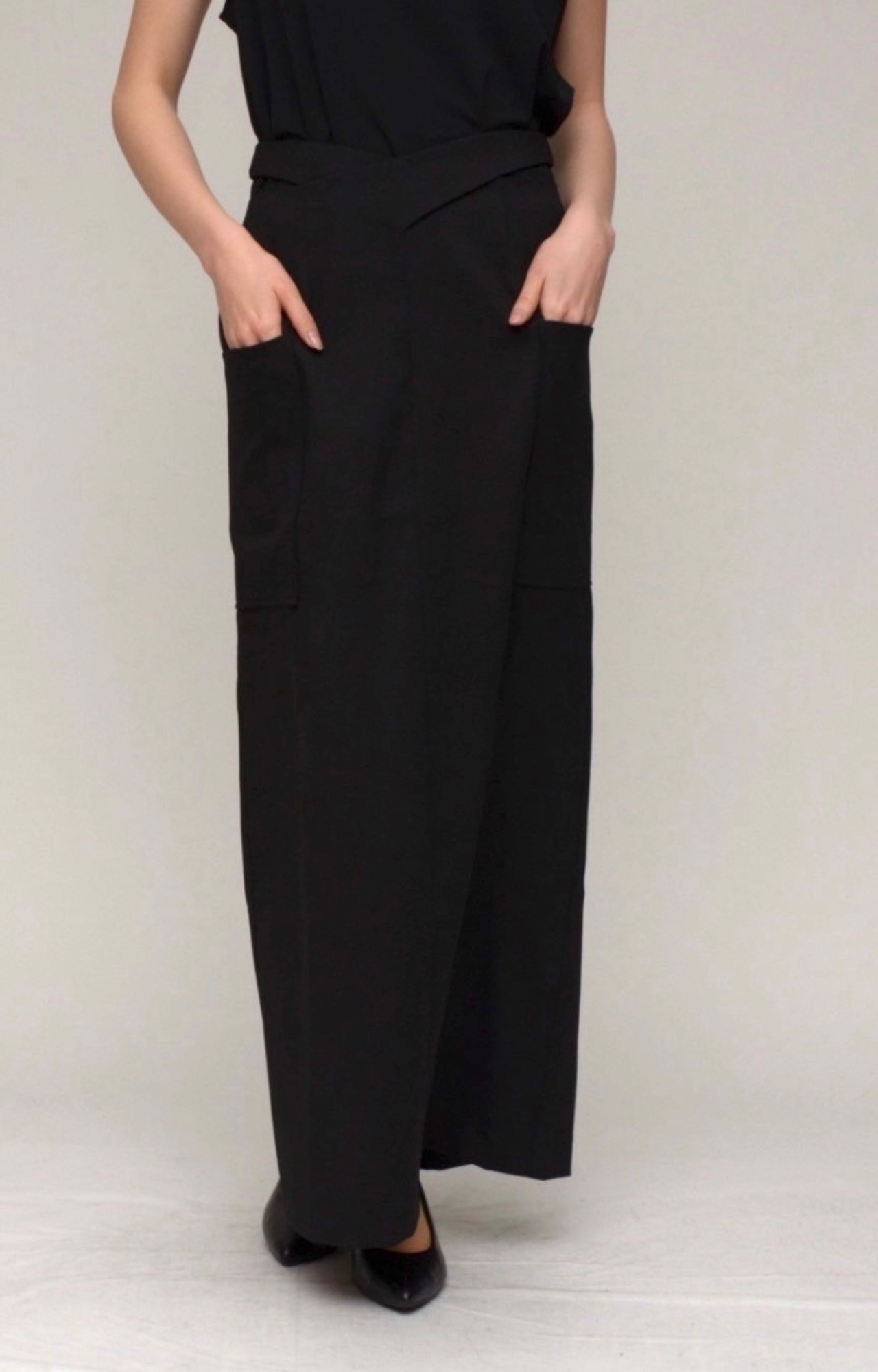 【praia】リネンライク　フロントフリルペンシルスカート　LEQ2608