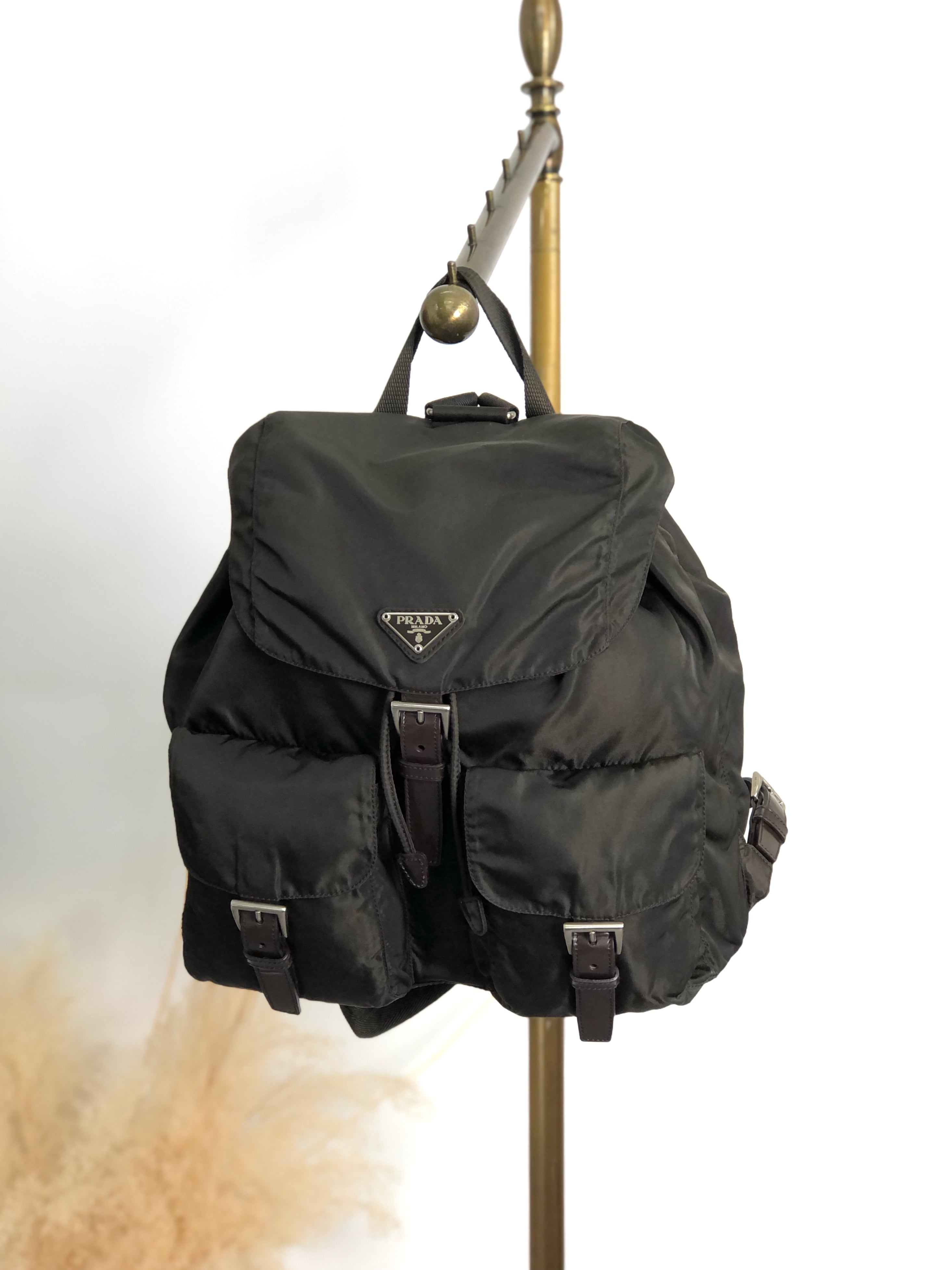 PRADA プラダ バックパック カーキ トライアングルロゴ ナイロン ダブルポケット リュック vintage ヴィンテージ オールド kyhxt3