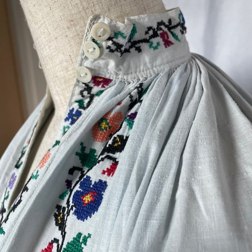ウクライナ刺繍ワンピース】U3-1 | maison de camelli ウクライナ刺繍ワンピース】U3-1 | maison de camelli
