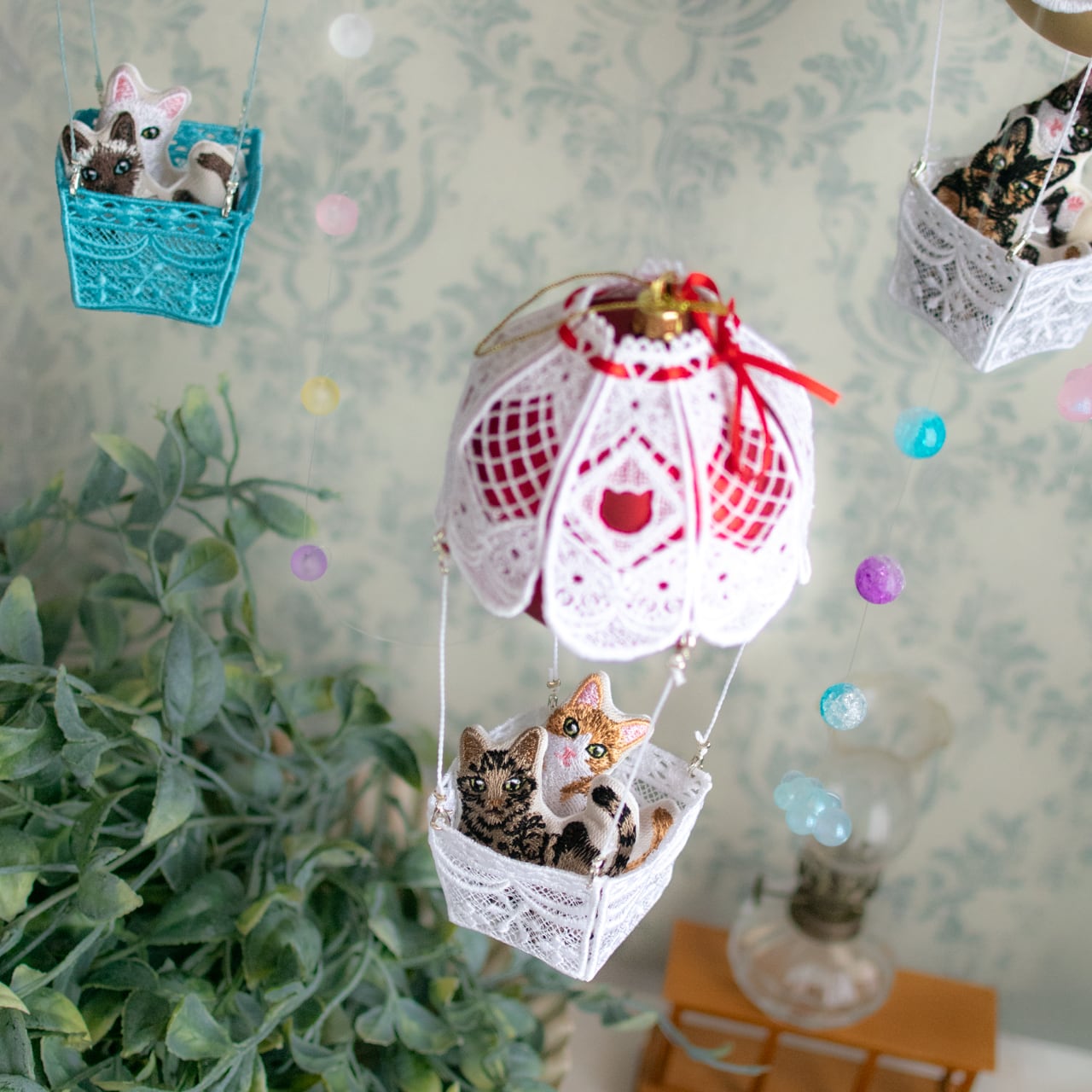 【展示品アウトレット】あの日のカフェの猫気球