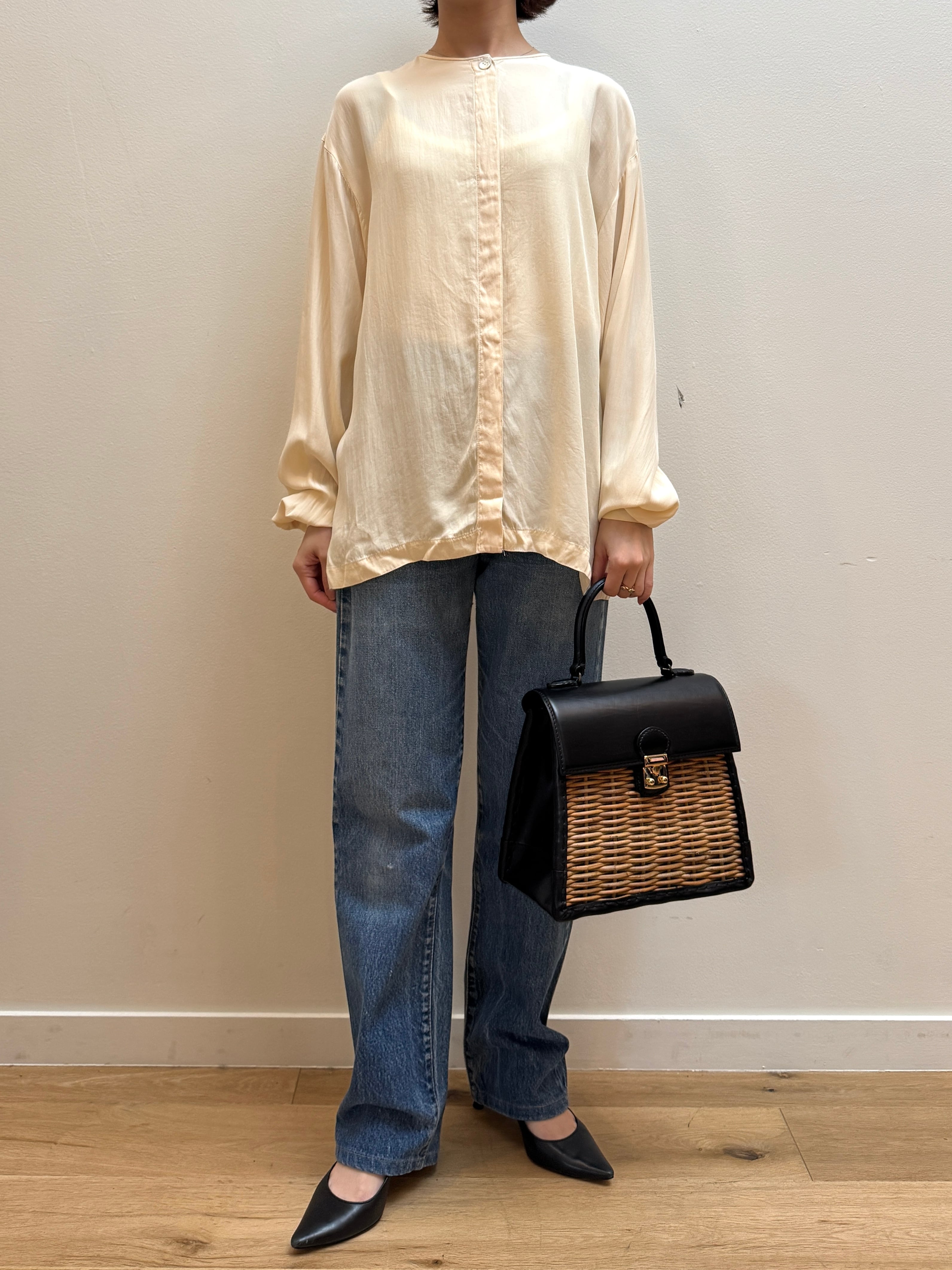 BL11-2 USED SILK BLOUSE -CREAM-
