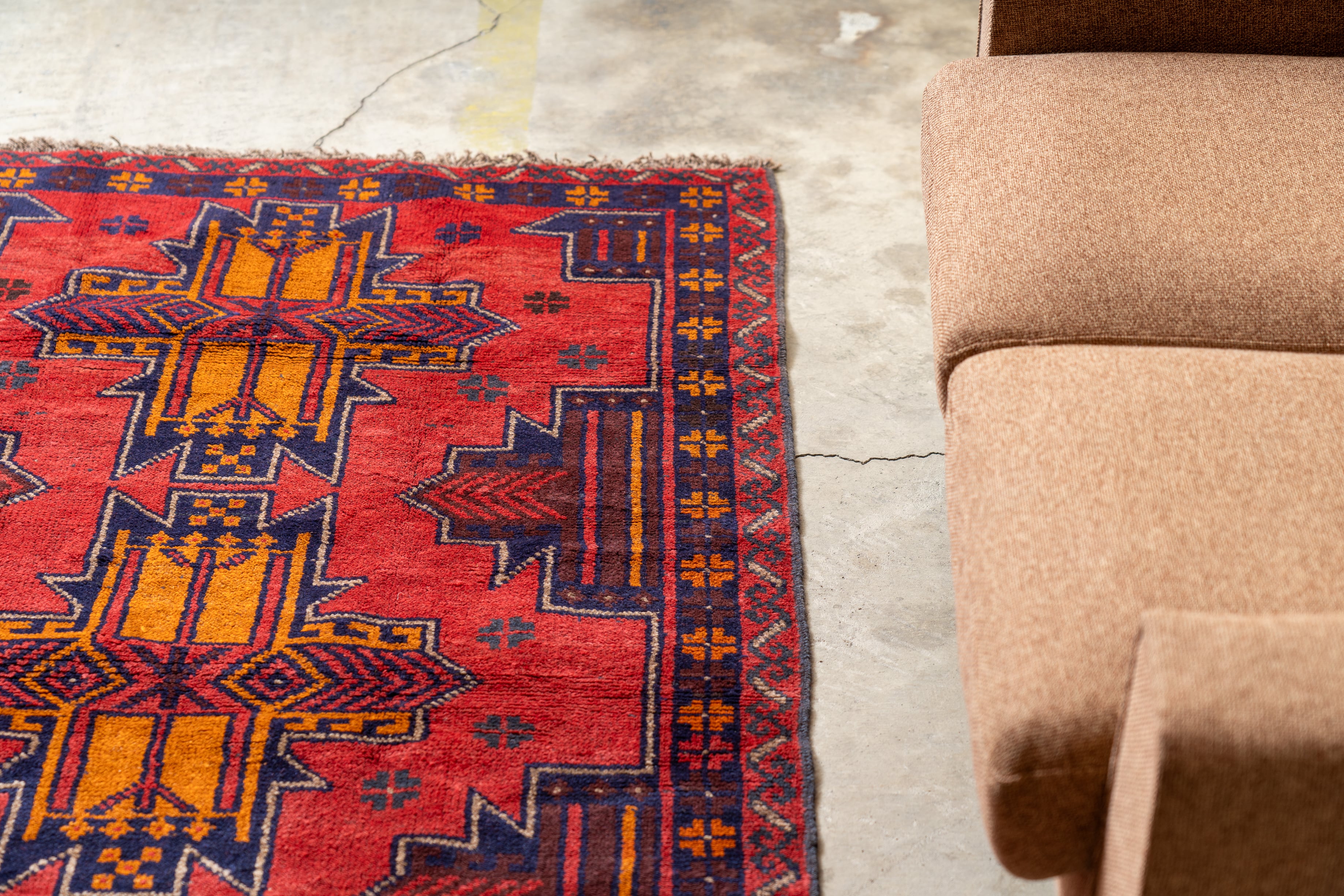 VINTAGE TRIBAL RUG- Afghanistan 777 | Phi Market.21