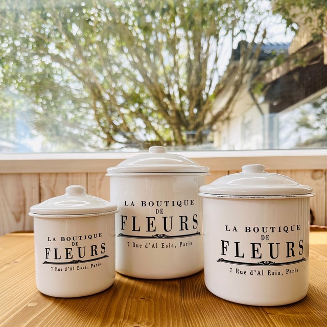 ホーロー仕上げのキャニスター3サイズセット