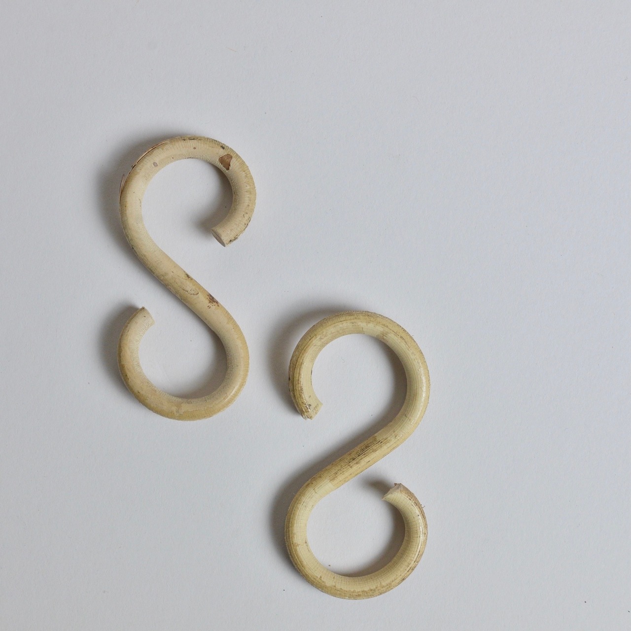 AROROG  / アラログ S字フック S  2個セット〈 ラタン / ハンガー / 収納 / ナチェラル 〉