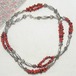 赤・シルバープラスティックビーズのロングネックレス　アクセサリーのセール通販　10647N