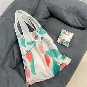 【お取り寄せ商品】いちご柄 ミニエコバッグ