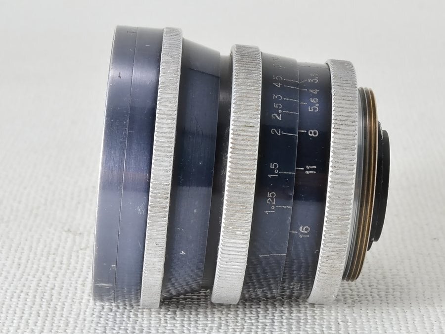 希少P.ANGENIEUX 28mm F3.5 TYPE R 11 M42