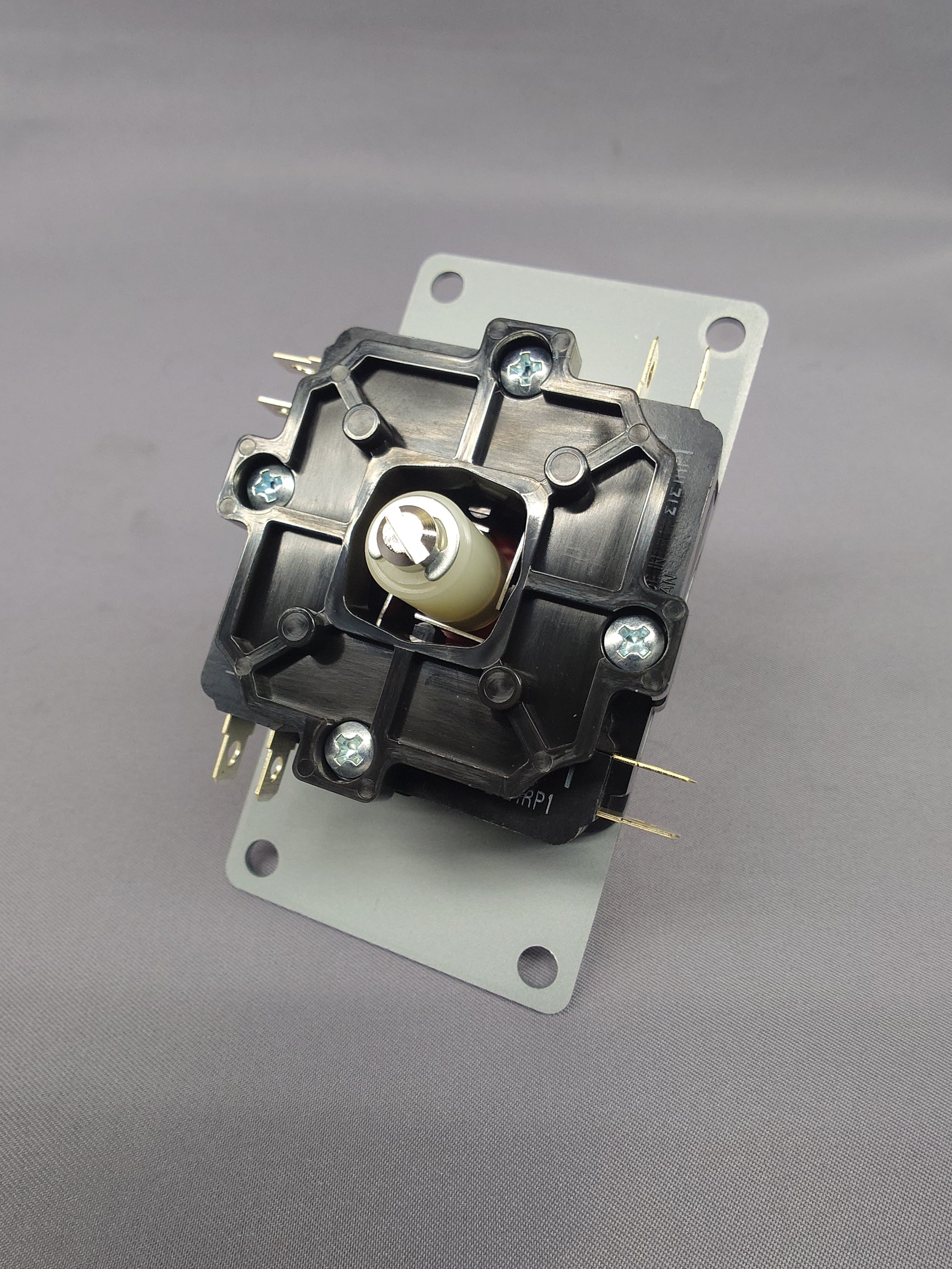 新商品：小型静音ジョイスティック：LSQ-56-MS | セイミツ工業部品販売
