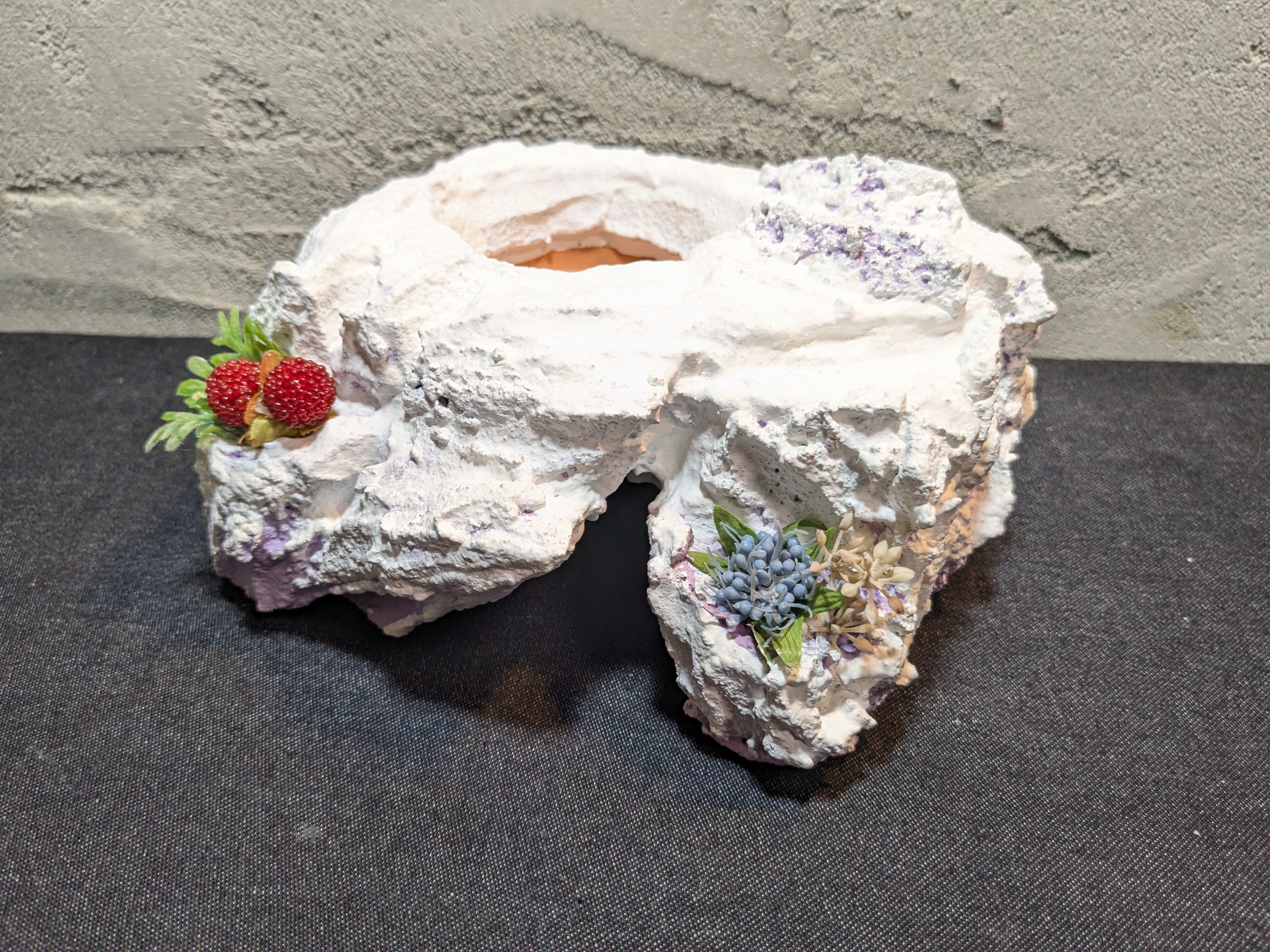 爬虫類用造形アート ともえ屋