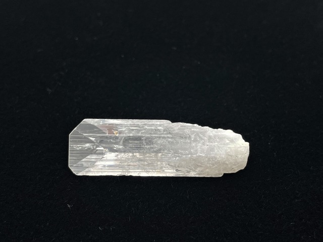 原石（ダンビュライト）