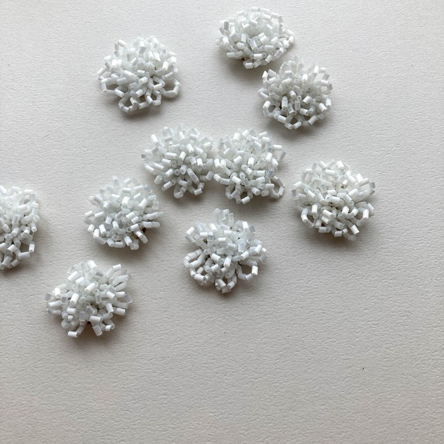 竹ビーズのシャワー台デコパーツ