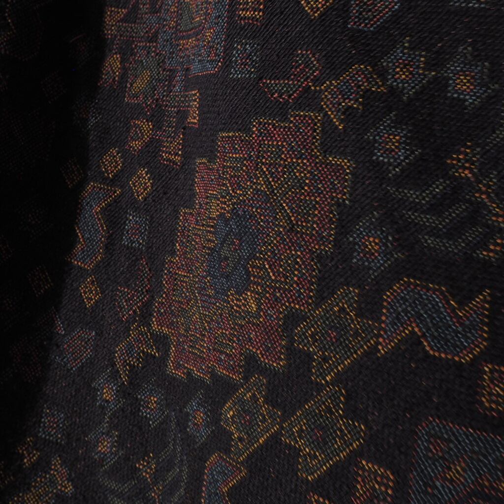 Geometric ethnic gobelin weave vintage poncho