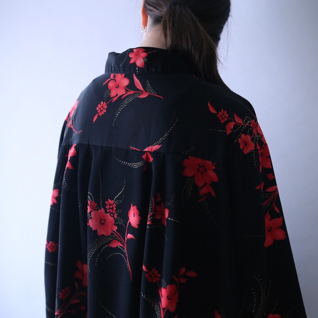 beautiful flower pattern yoke tuck design over silhouette shirt