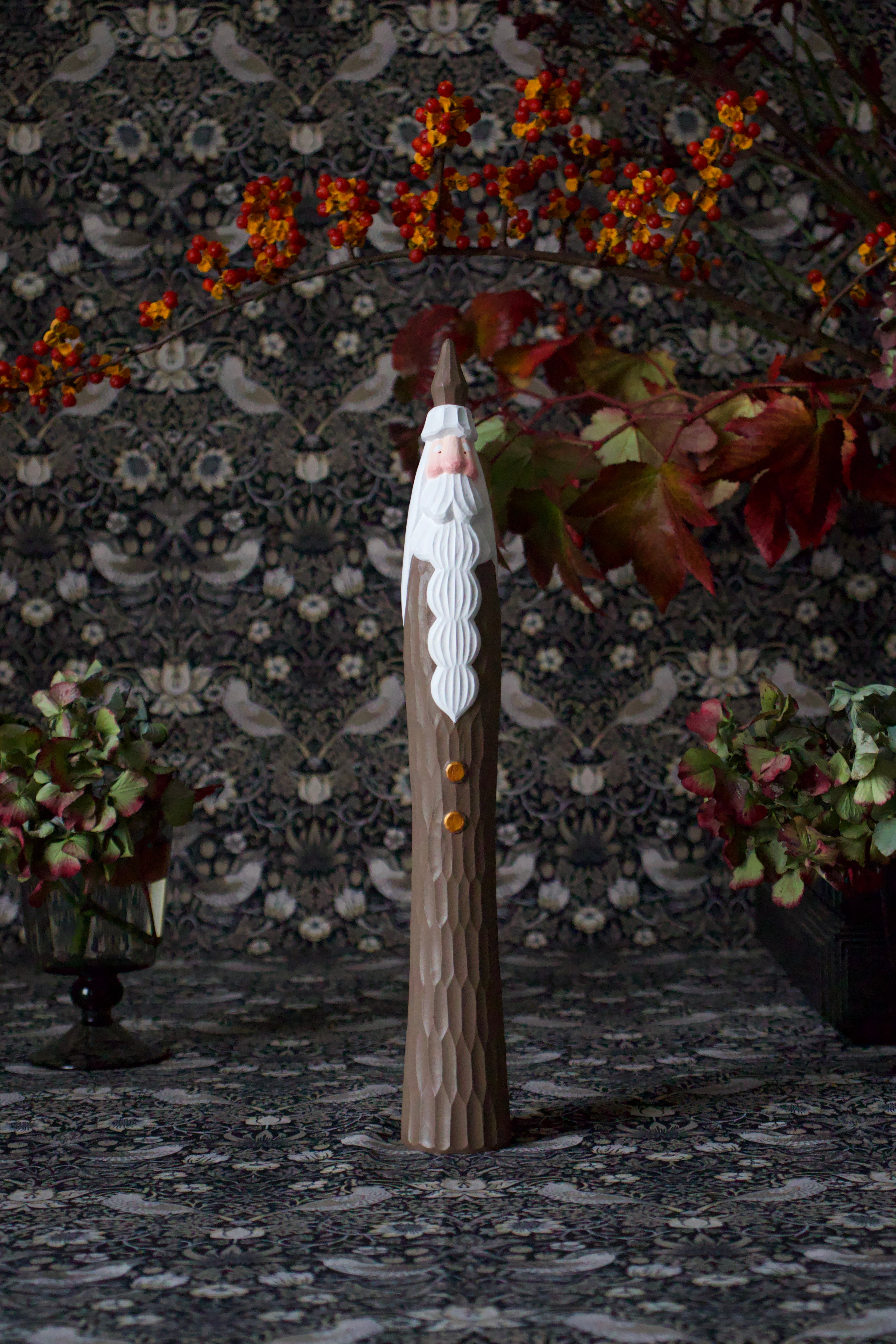 グレイッシュブラウン330