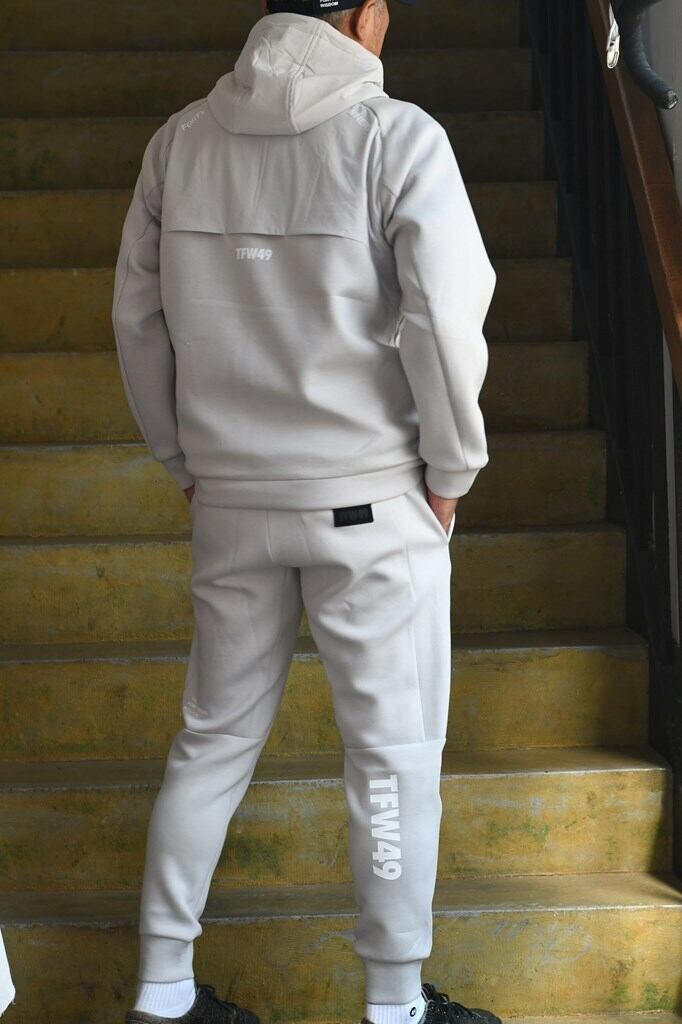 TFW49 CARDBOARD MATERIAL FULL ZIP HOODIE (T102520030) | satisfaction
