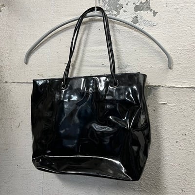 Prada プラダ　エナメル　ショルダーバッグ　ブラック