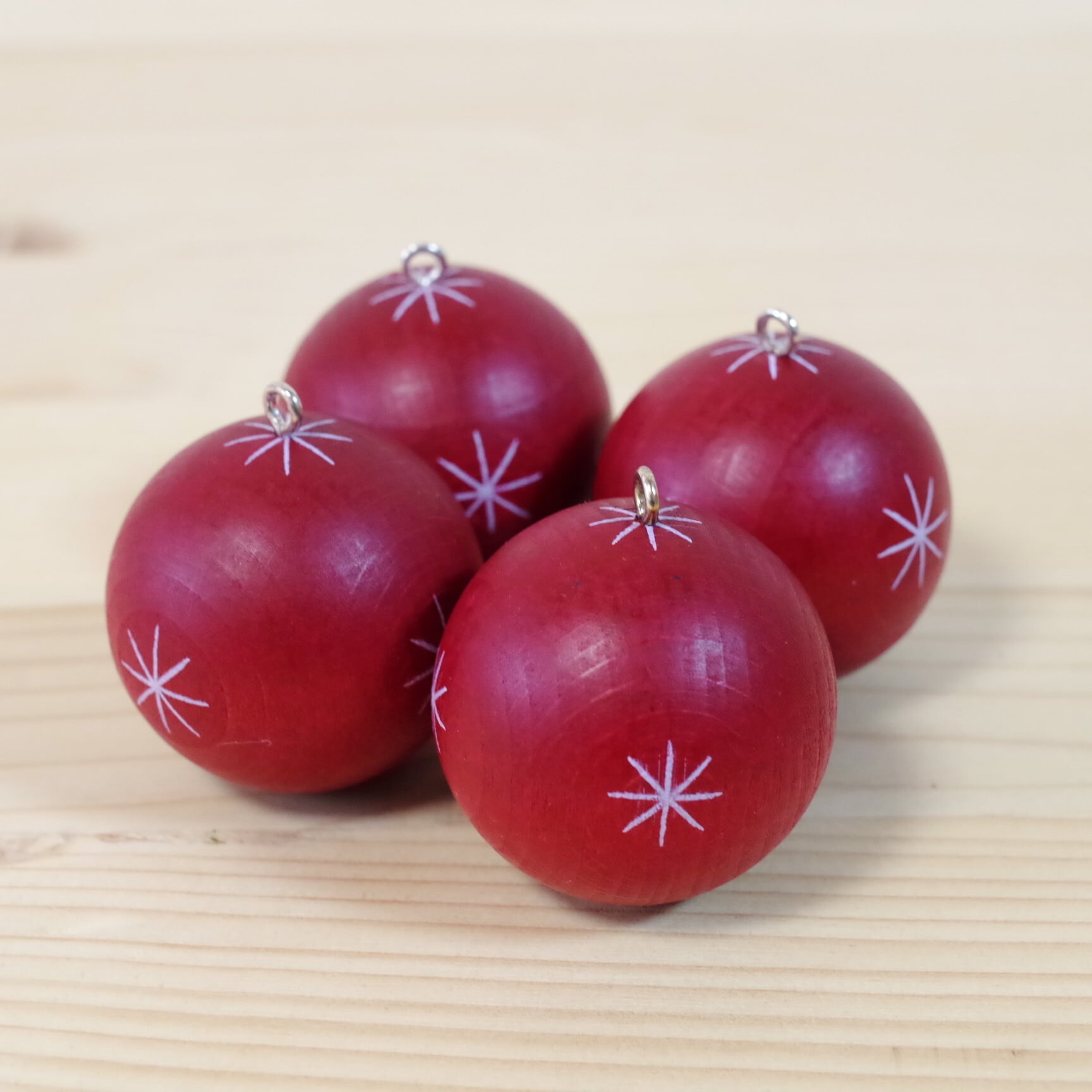 マーレン オーナメント クーゲルン レッド | 木のおもちゃ専門店