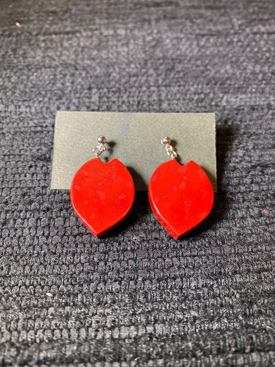 ピアス 花びら 朱色 津軽塗 | 漆工房 宮 うるしこうぼう みや