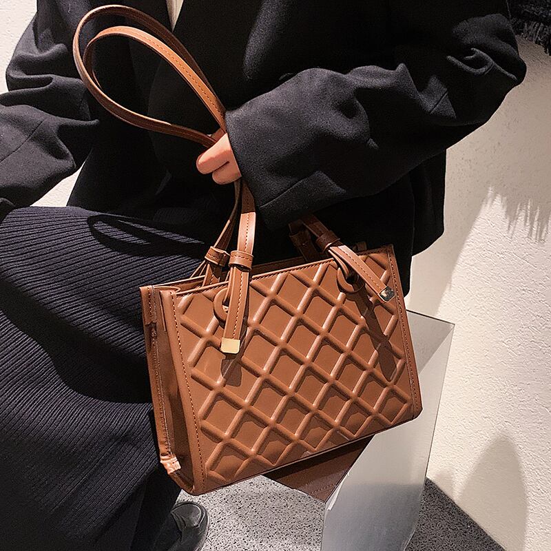 オータムウィンターショルダーバッグスタンダード レトロ 秋物 冬物 トートバッグ Tiancai_Wing_Bag63377875401