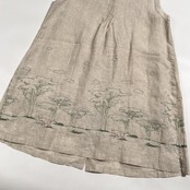 タグ付き 未使用品 麻100% Mademoiselle NON NON マドモアゼルノンノン サファリ刺繍 タック ノースリーブ リネン シャツ サイズ L