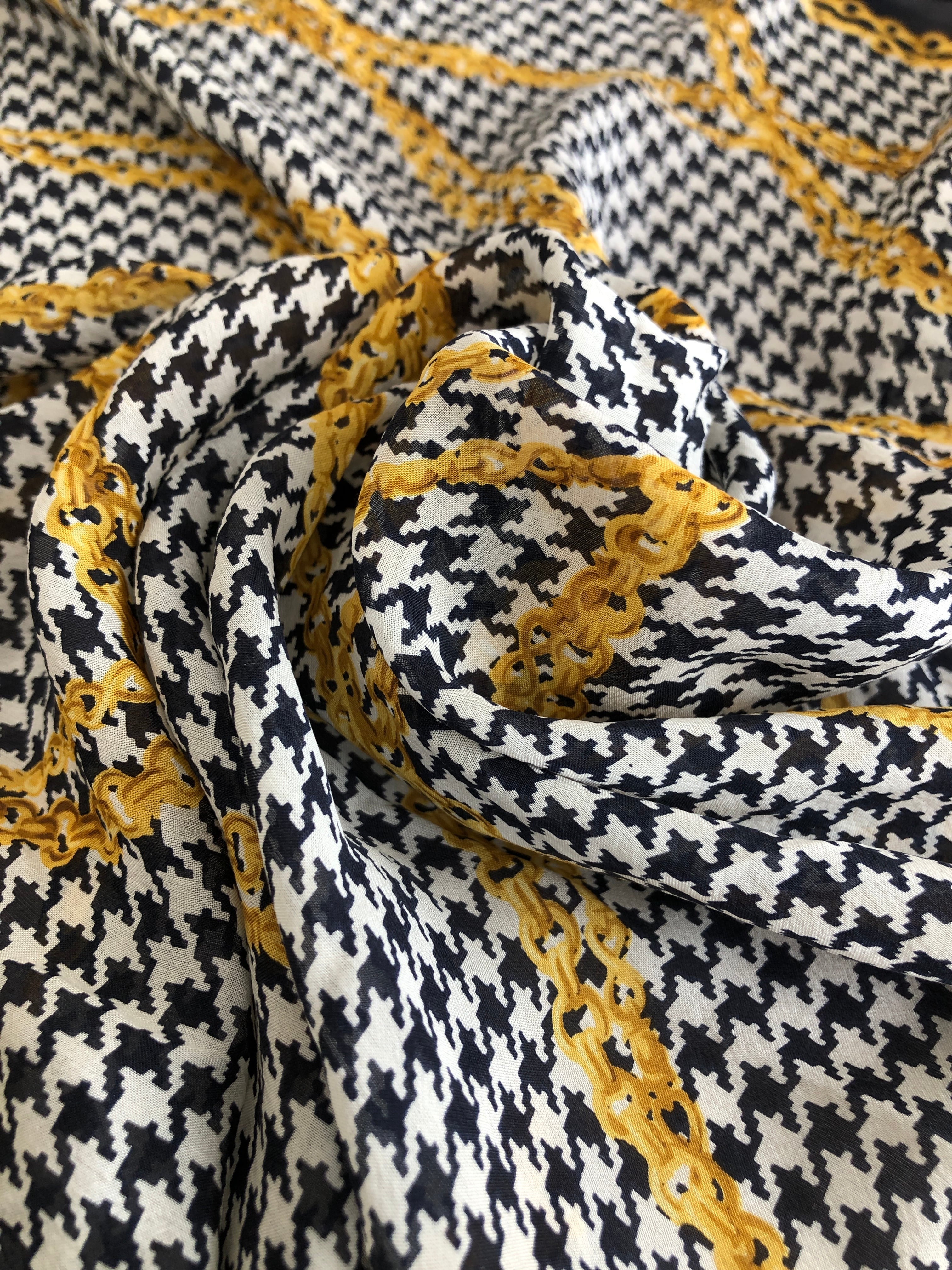 Christian Dior クリスチャン ディオール スカーフ ブラック ホワイト