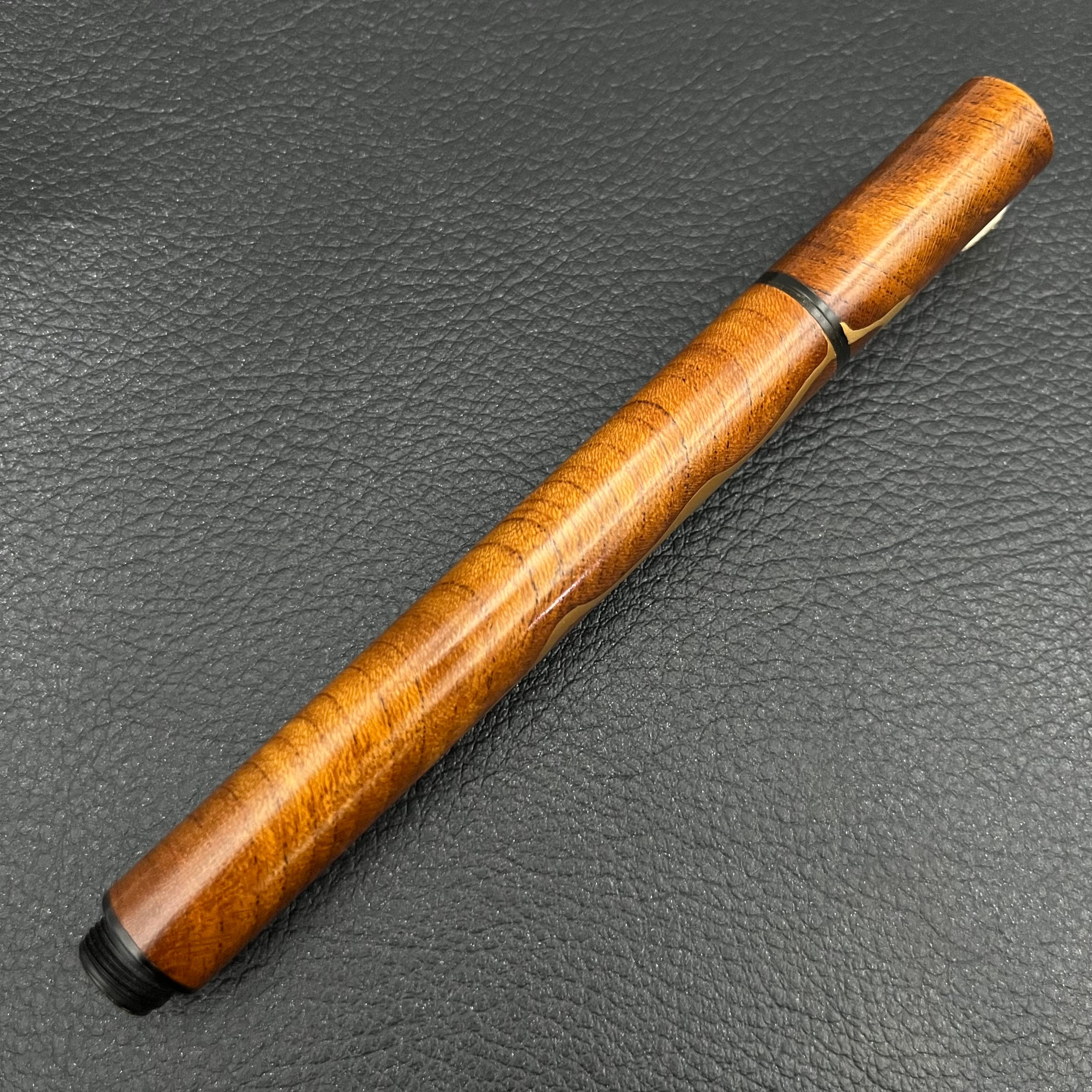 00ba107dca32a63b06ba61c6786bc4