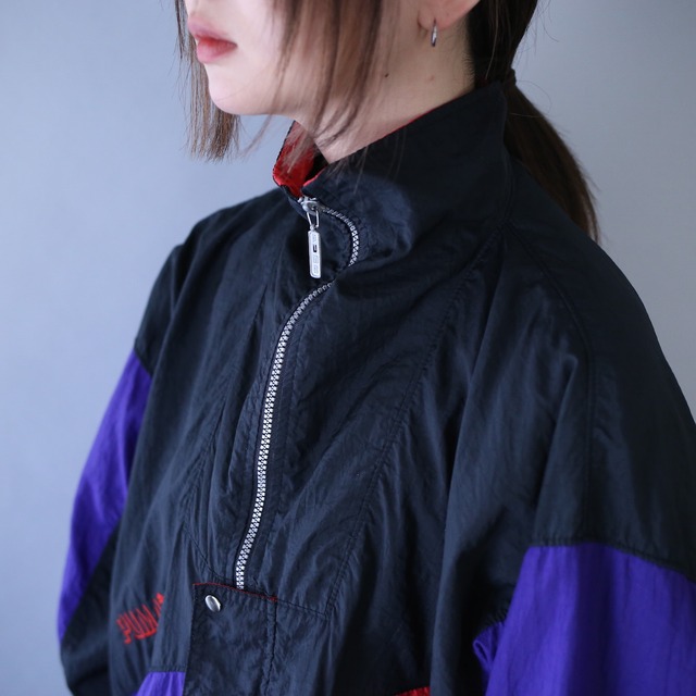 "PUMA" good coloring and gimmick design over silhouette nylon blouson