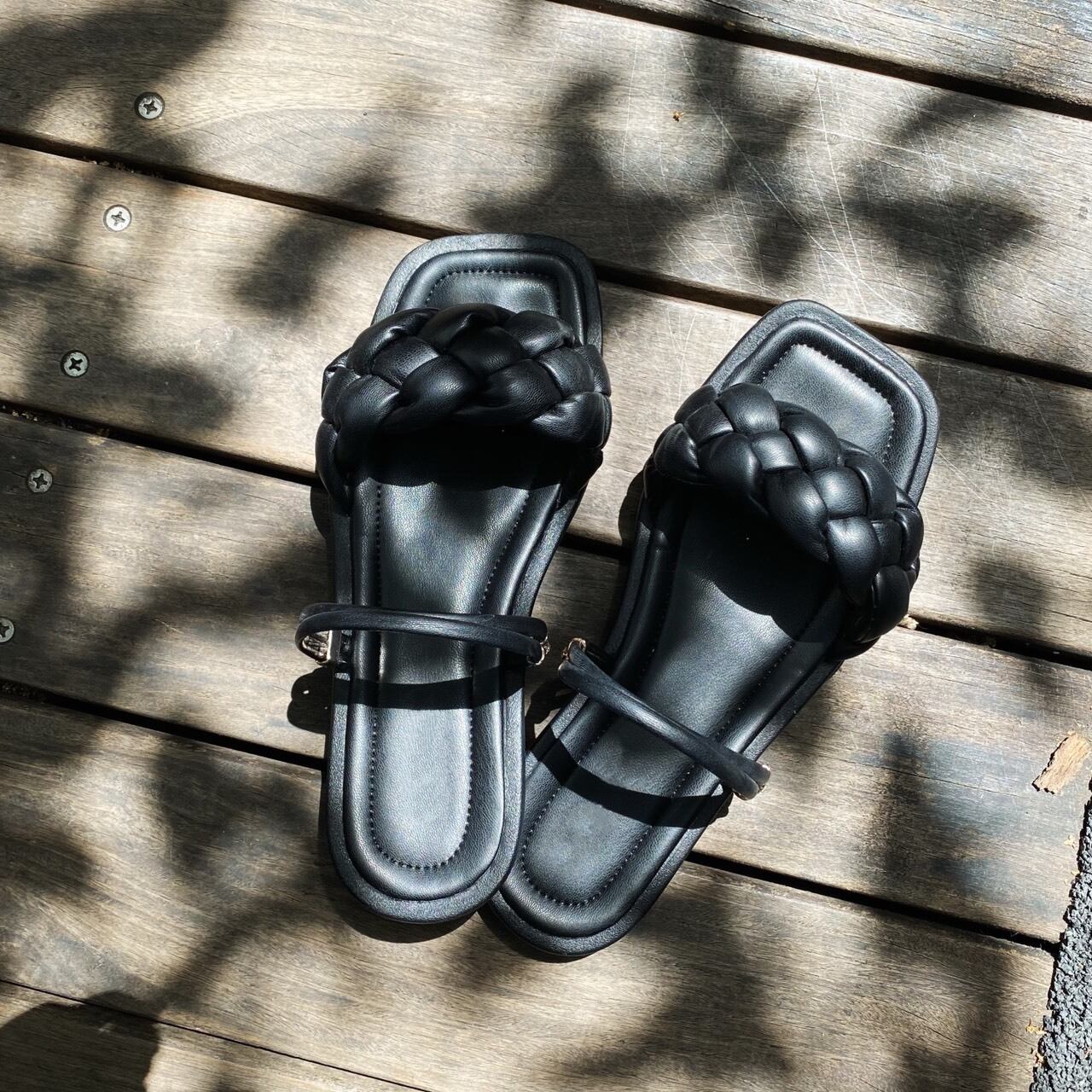 Drop sandal/ cream, black(7月上旬頃発送予定)