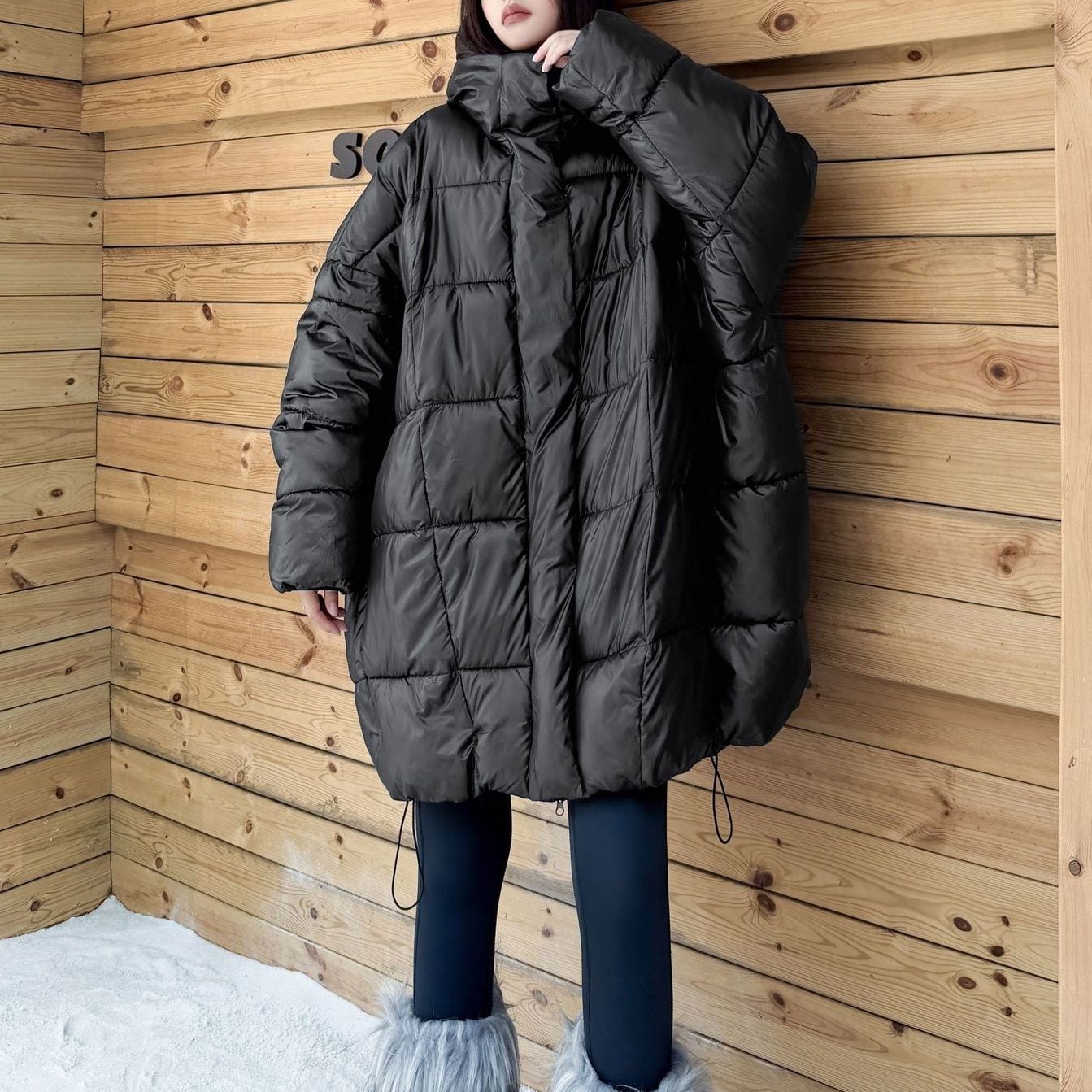 BLACK HOODED WIDE MIDI PADDED COAT 1color M-15169