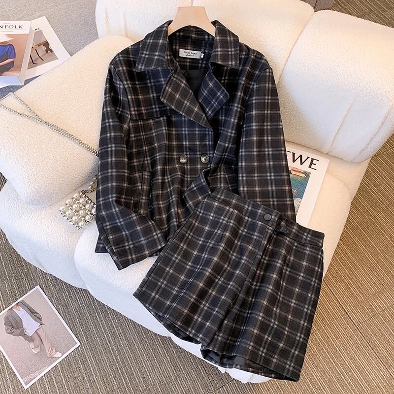 大サイズ5XLチェック柄ウールスーツ注意jackektコートトップとショートパンツ2ピースセット女性のためのエレガントなフレンチストリート