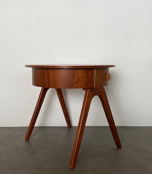Sewing table / ST023