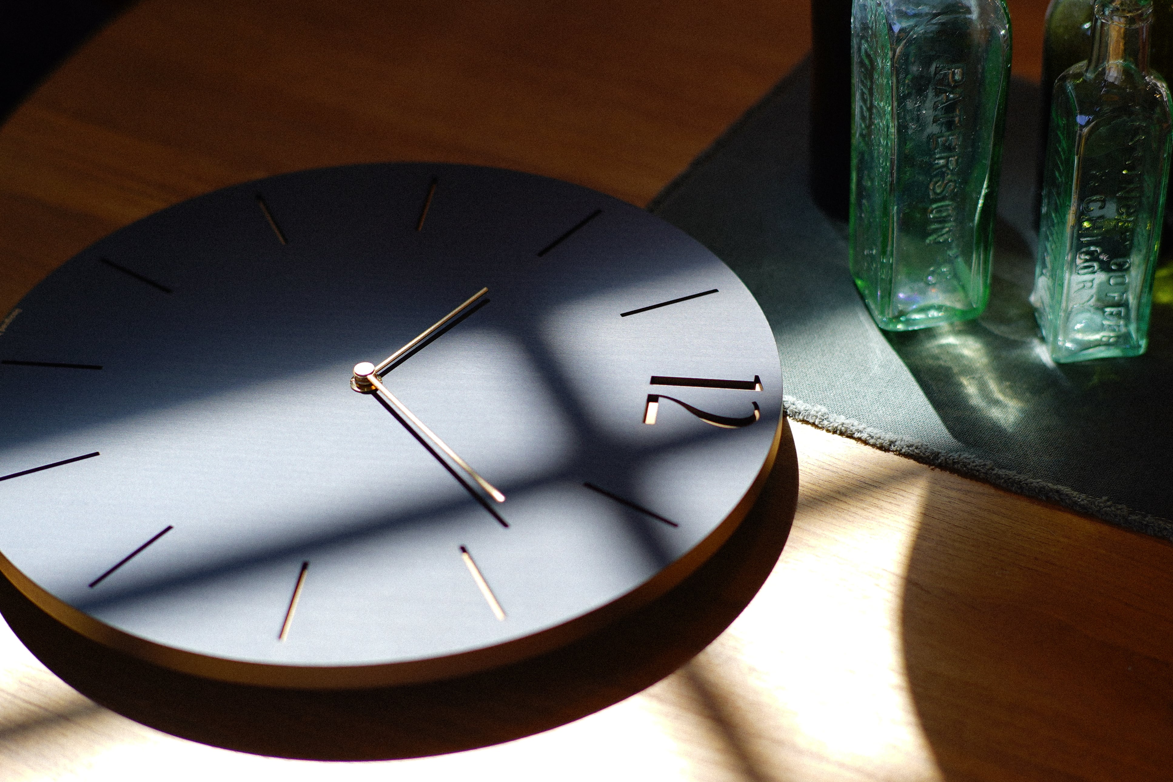 電波時計 PROUD CLOCK BLACK | シャンブル【CHAMBRE】byインターゼロ 電波時計 PROUD CLOCK BLACK | シャンブル【CHAMBRE】byインターゼロ