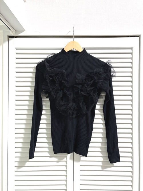 チュール付きリブトップス