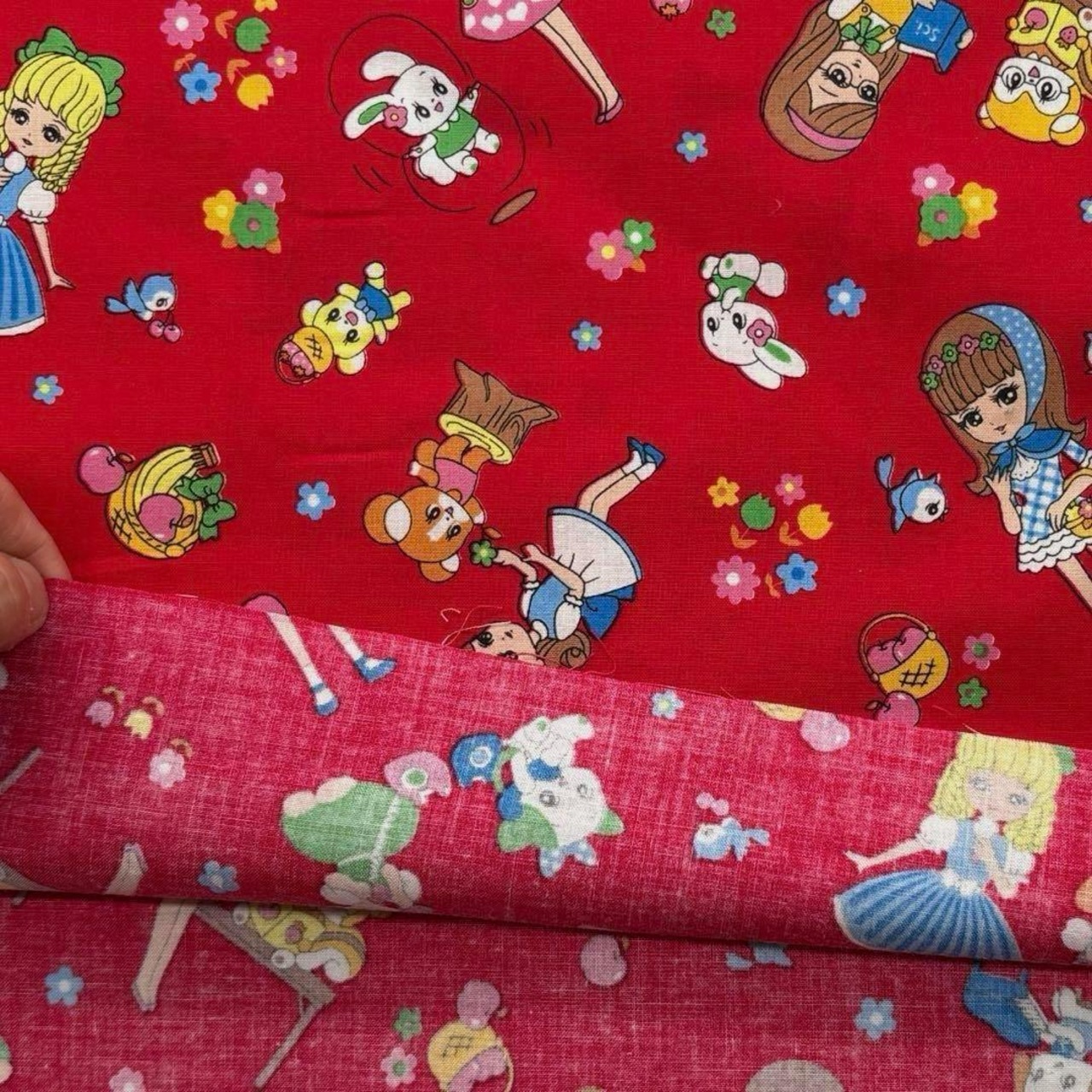 Cdr396-2◆1m◆SM◆綿100%シャーティング生地◆レトロ柄