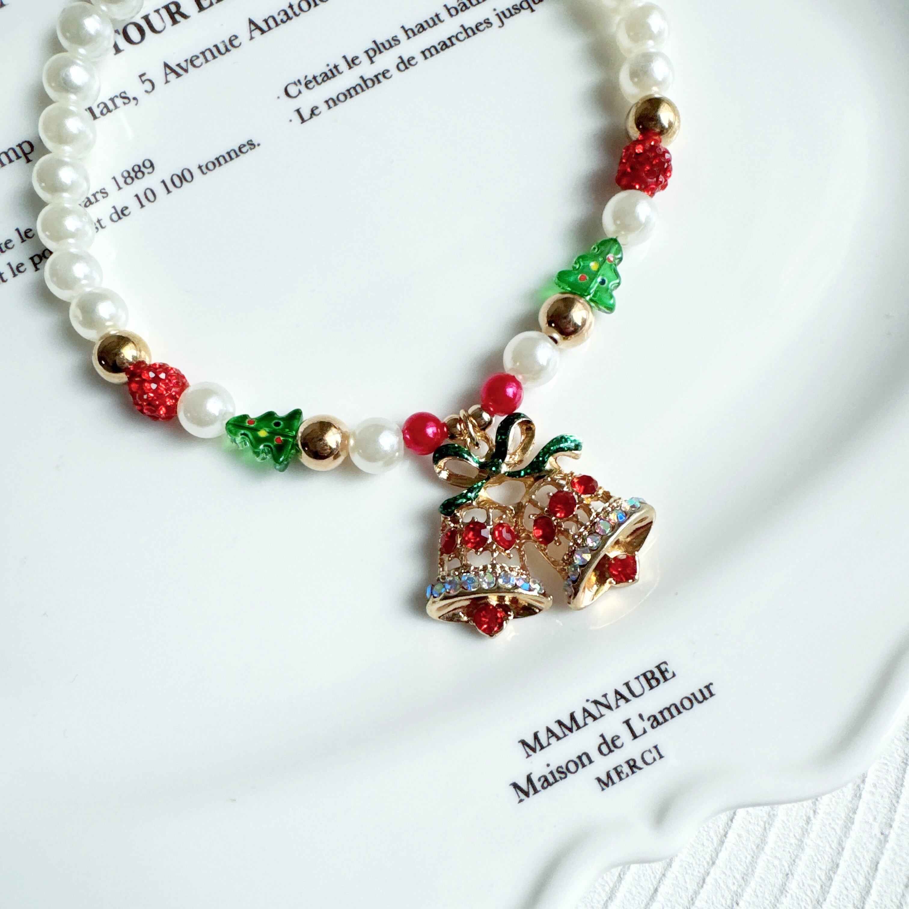 クリスマス*キラキラゴールドベルツリーネックレス