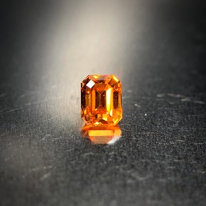 最も美しいオレンジ色 0.17ct UP 天然 マンダリンガーネット