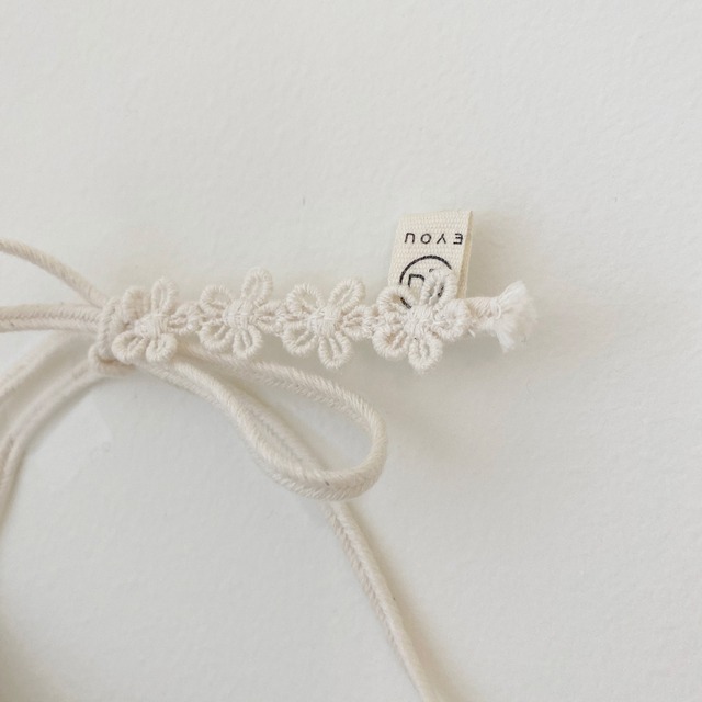 〈 即納アイテム〉EYOU スタイ/フローラルベベビブ イエロー S〜Mサイズ