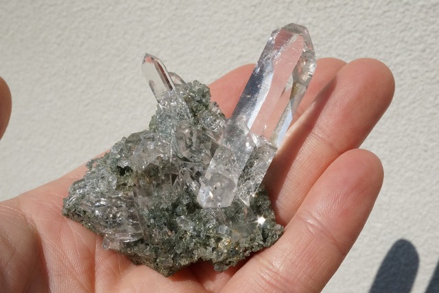 マニハール産クォーツ/クローライト/ルチル　Quartz / Chlorite /Rutile