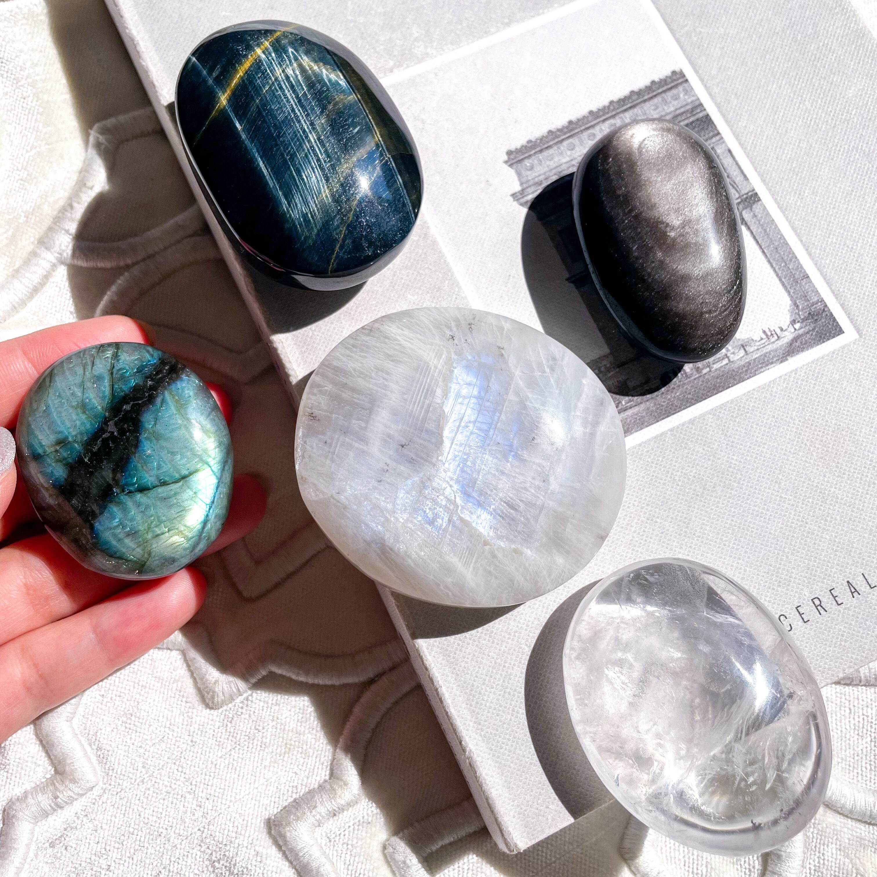 Labradorite Palm 3 ✧ ラブラドライト | FLUXY - 天然石と鉱物のお店