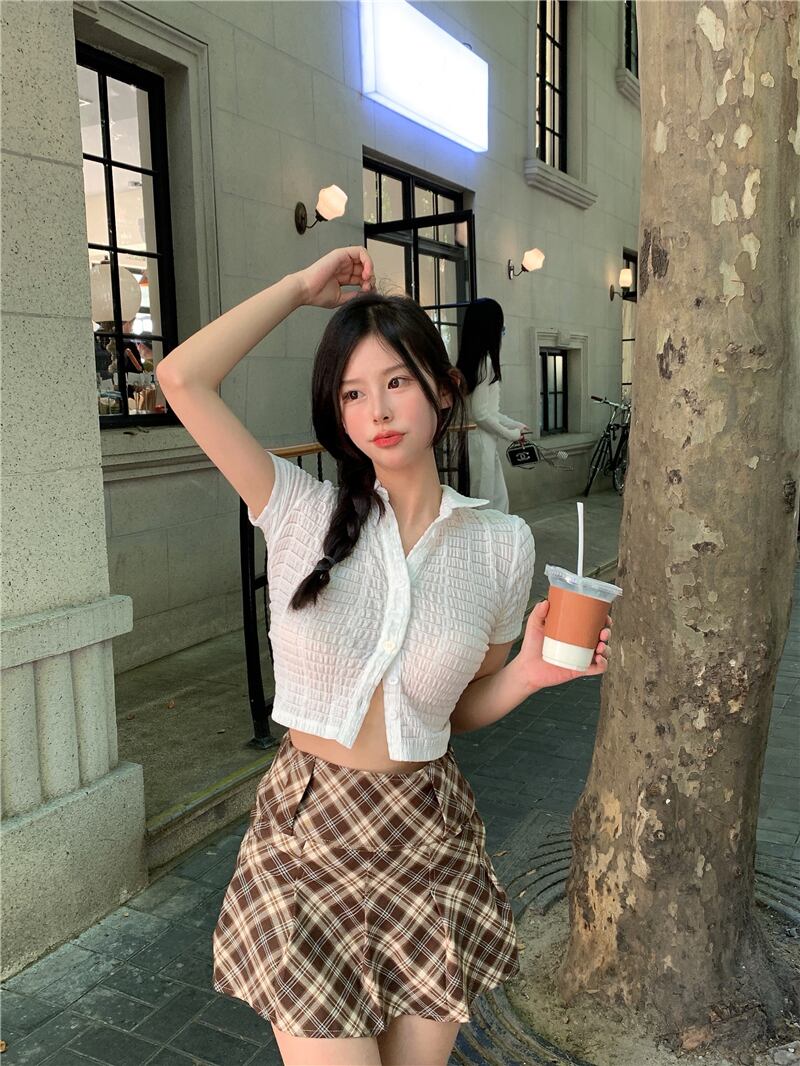 ホワイトプリーツシャツ レディースサマー薄手ショートスリム 夏物 ブラックストロベリース27671478159