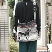 kroneko online wolf rug shoulder bag