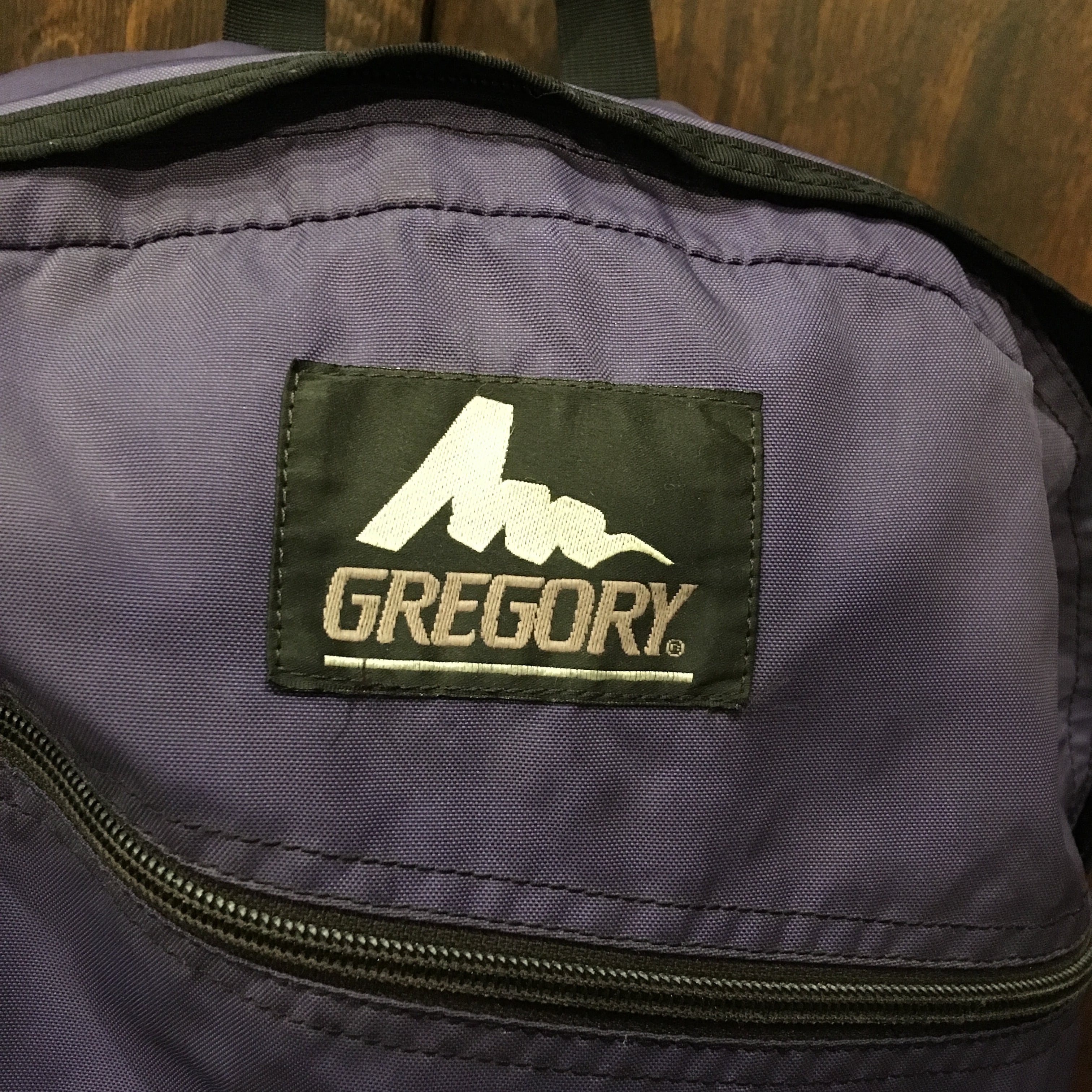 GREGORY グレゴリー カジュアルディパック 紫 シルバータグ アメリカ製 デイパック 旧タグ