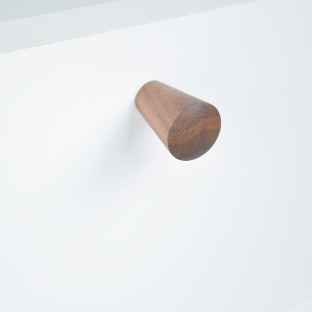 【cone knob つまみC ｜size:L】天然無垢タモ材・ウォールナット材・チェリー材（引き出し・扉）木製家具 用品 天然木収納 部品