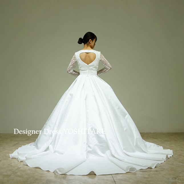 【試着のみ】パニエ付き　韓国　サテンウェディングドレス　白　7号/9号/11号 ウエディングドレス.白.Aライン.サテン.リボン.パニエ付き.結婚