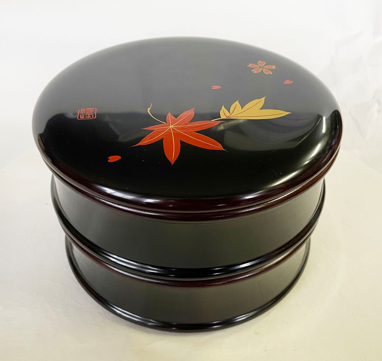 国産 木製 重箱 おせち 本漆塗 つづみ型 春秋蒔絵 丸二段重 6寸 18cm 
