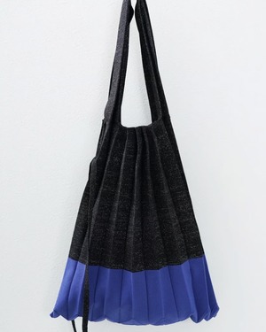 シーシークロス　C.C.CROSS　ラメ糸プリーツ配色BAG