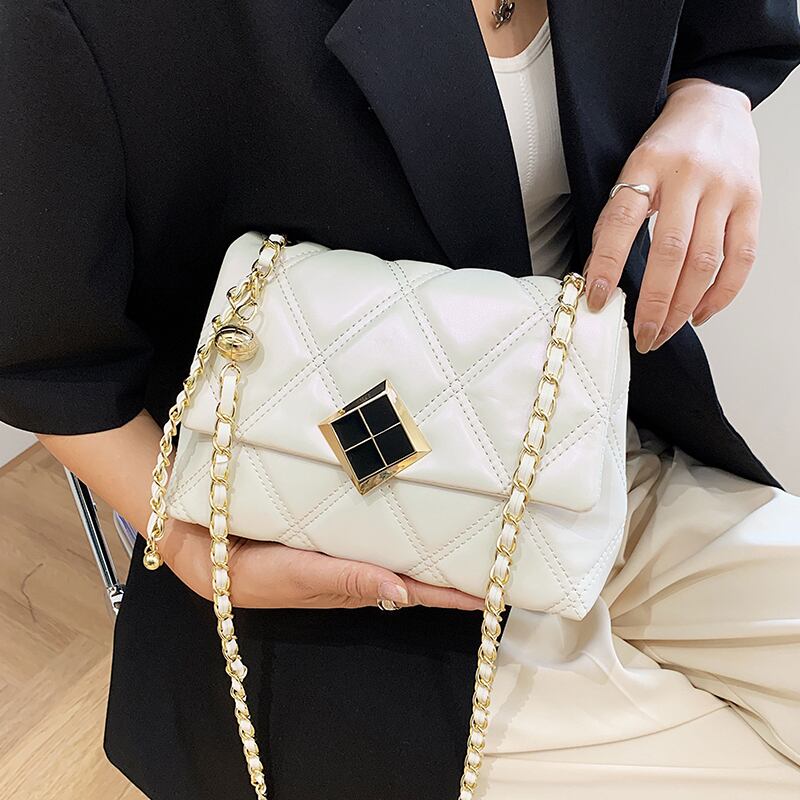 ホワイトチェーン スタイル メッセンジャーバッグ Tiancai_Wing_Bag42245343119