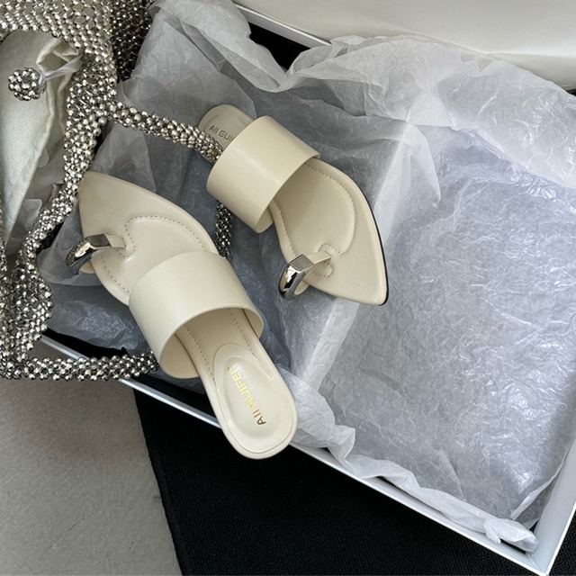 pointed toe sandals　10557