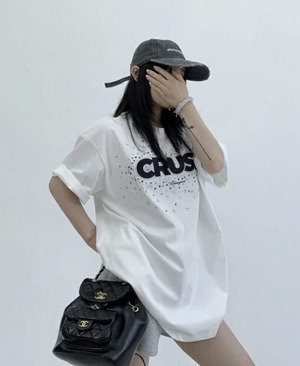 OISIS007 CRUSHロゴTシャツ